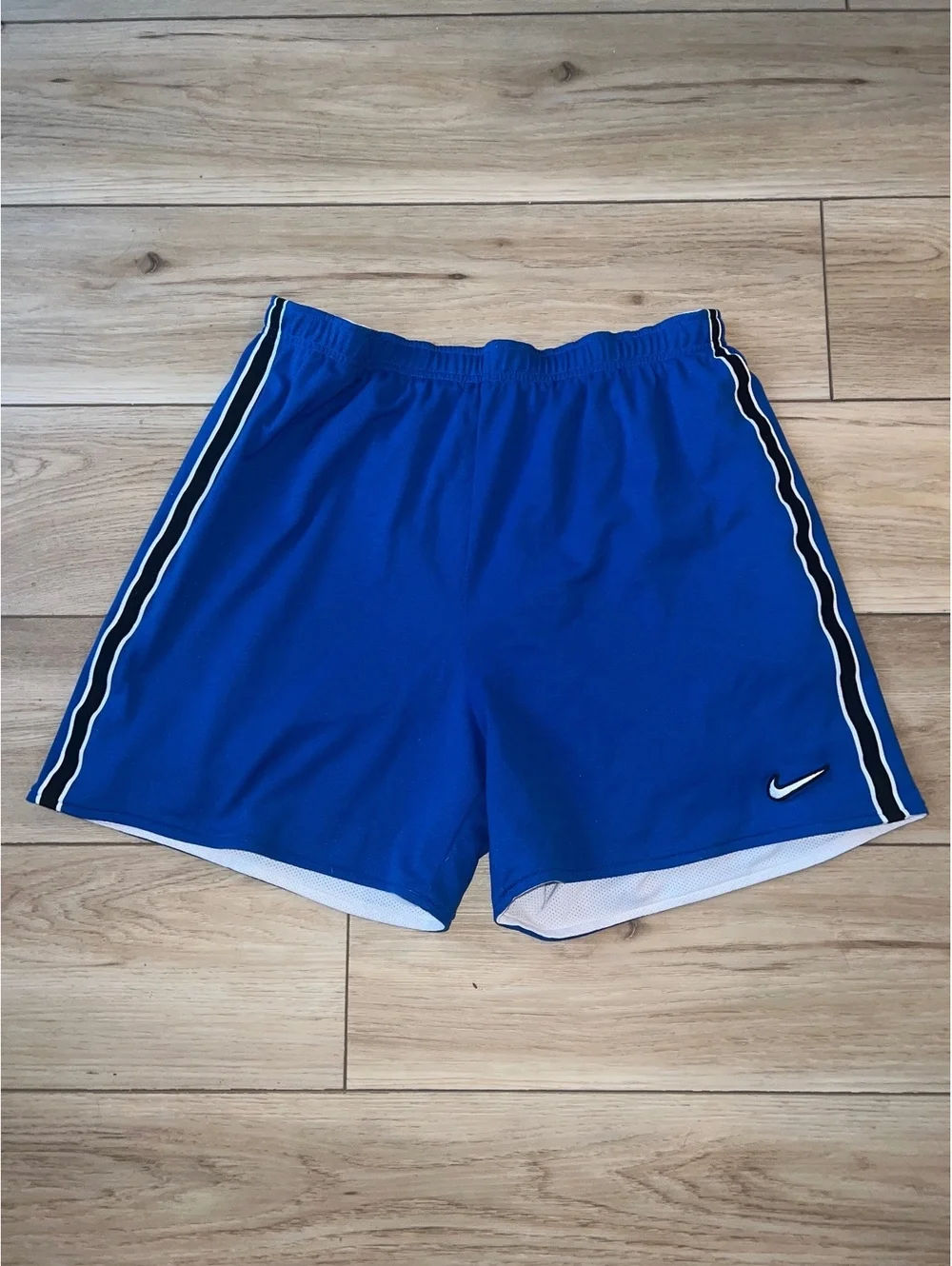 mens vintage nike shorts